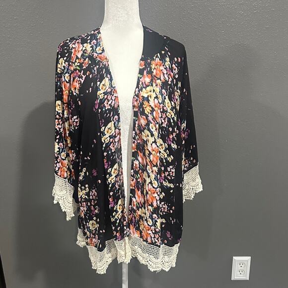 Umgee Other - Umgee Kimono Boho Crochet Floral Style Lace Oversized Sleeves S/M